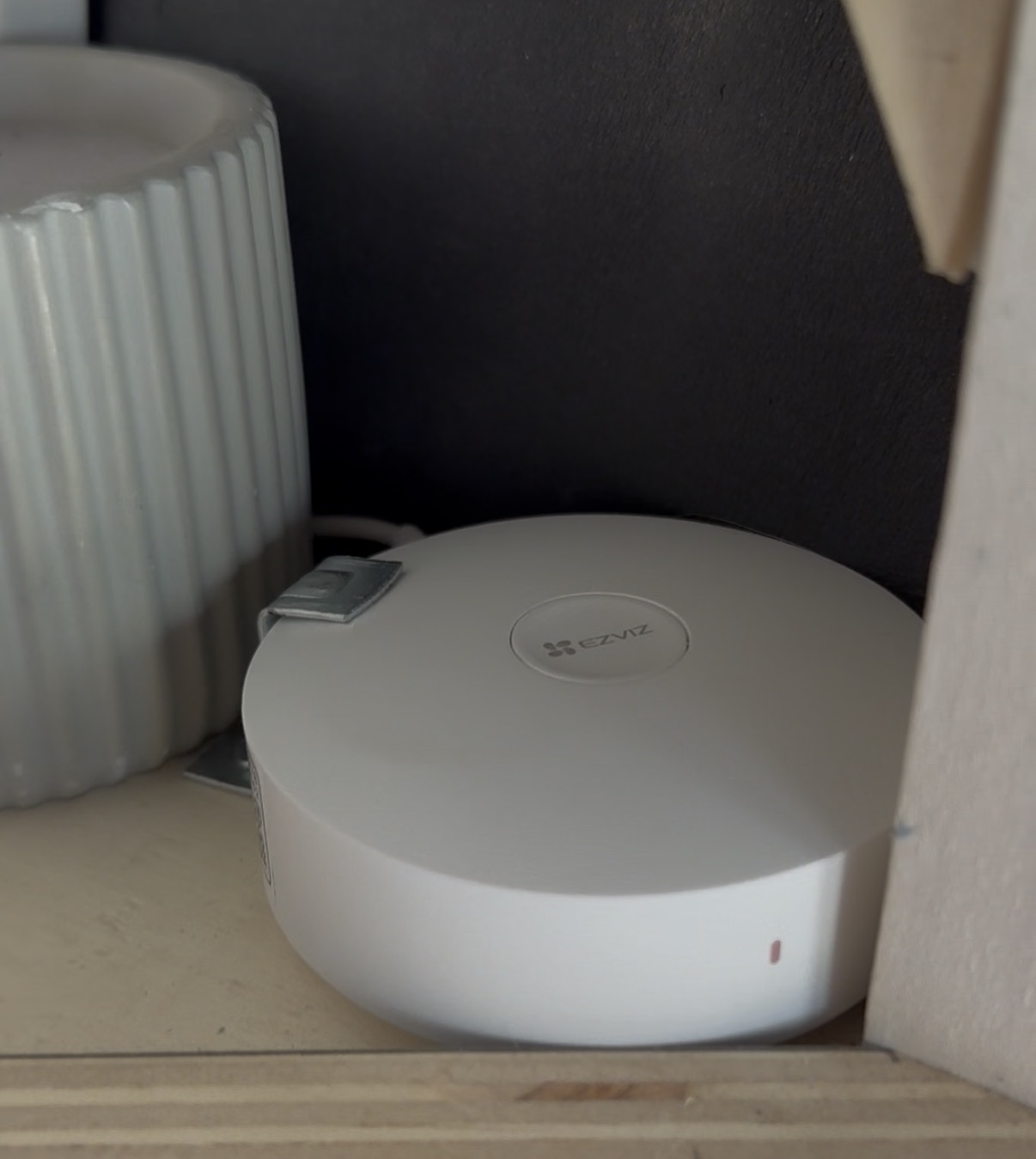 EZVIZ hub